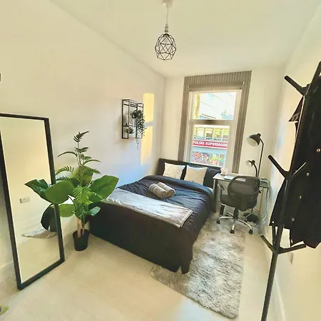 Modern Serviced Studio In Londres Exterior foto